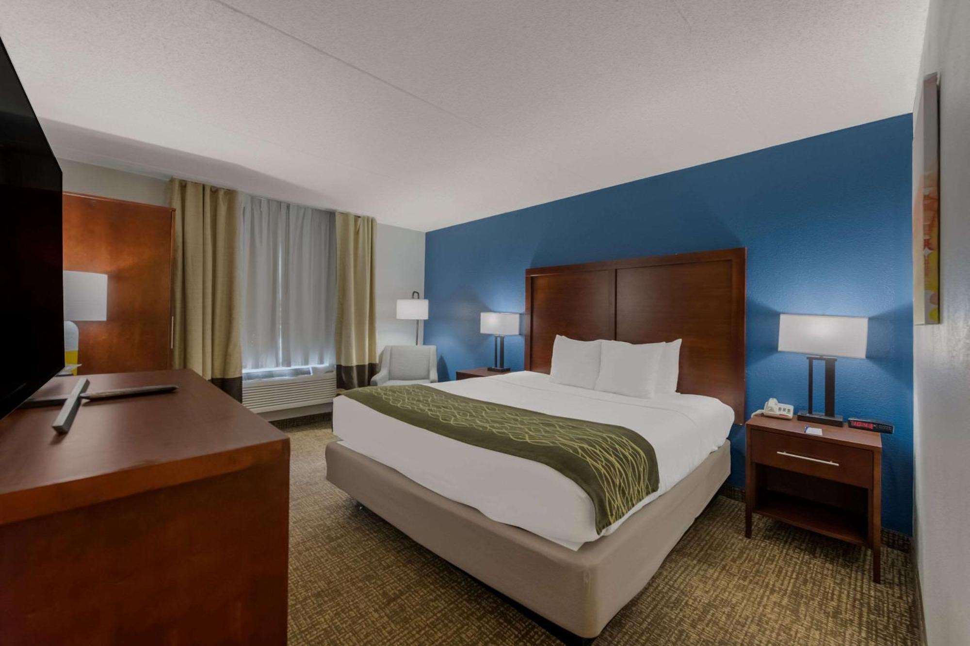 Comfort Inn Newport News - Hampton I-64 Екстериор снимка