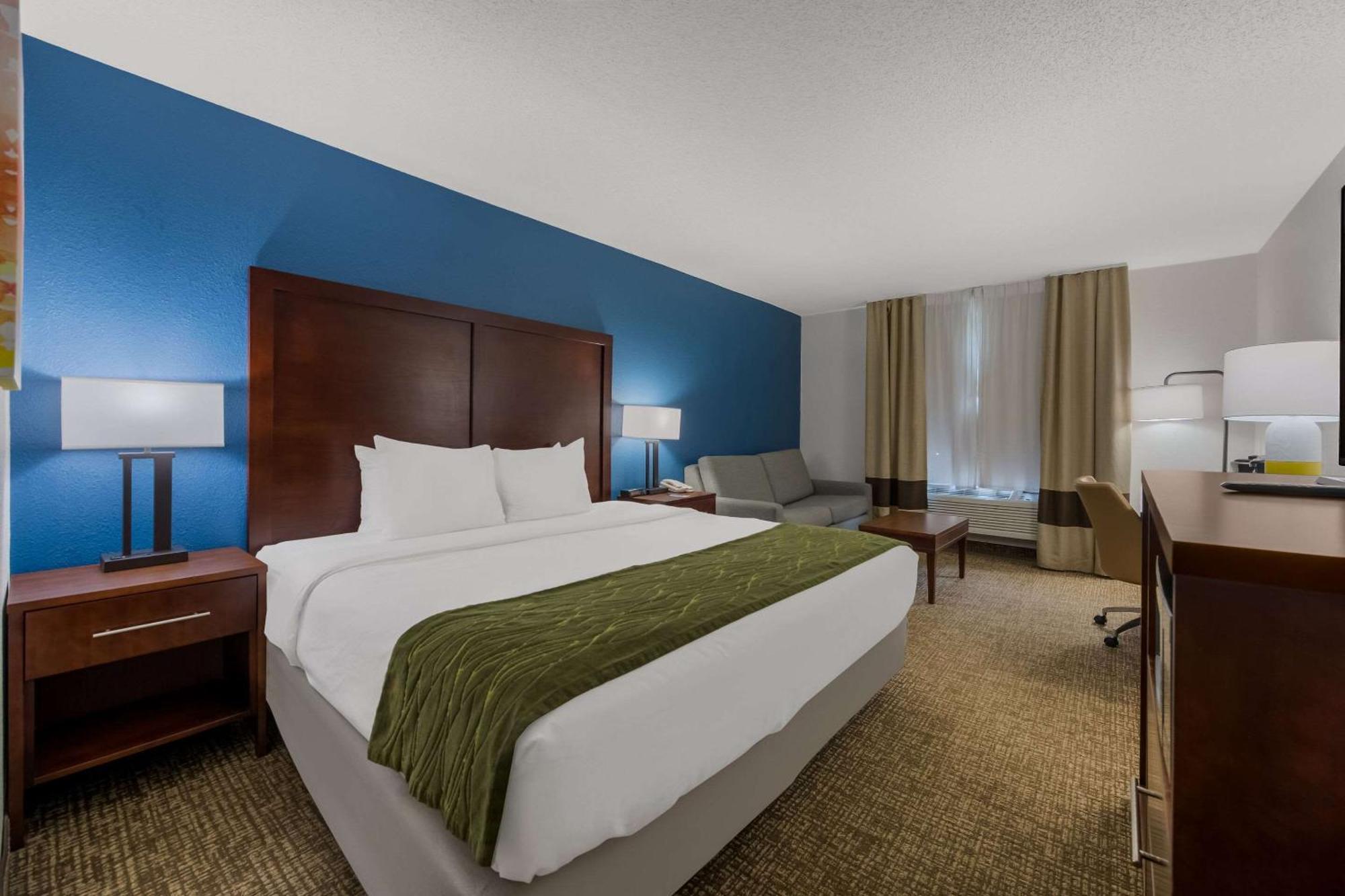 Comfort Inn Newport News - Hampton I-64 Екстериор снимка