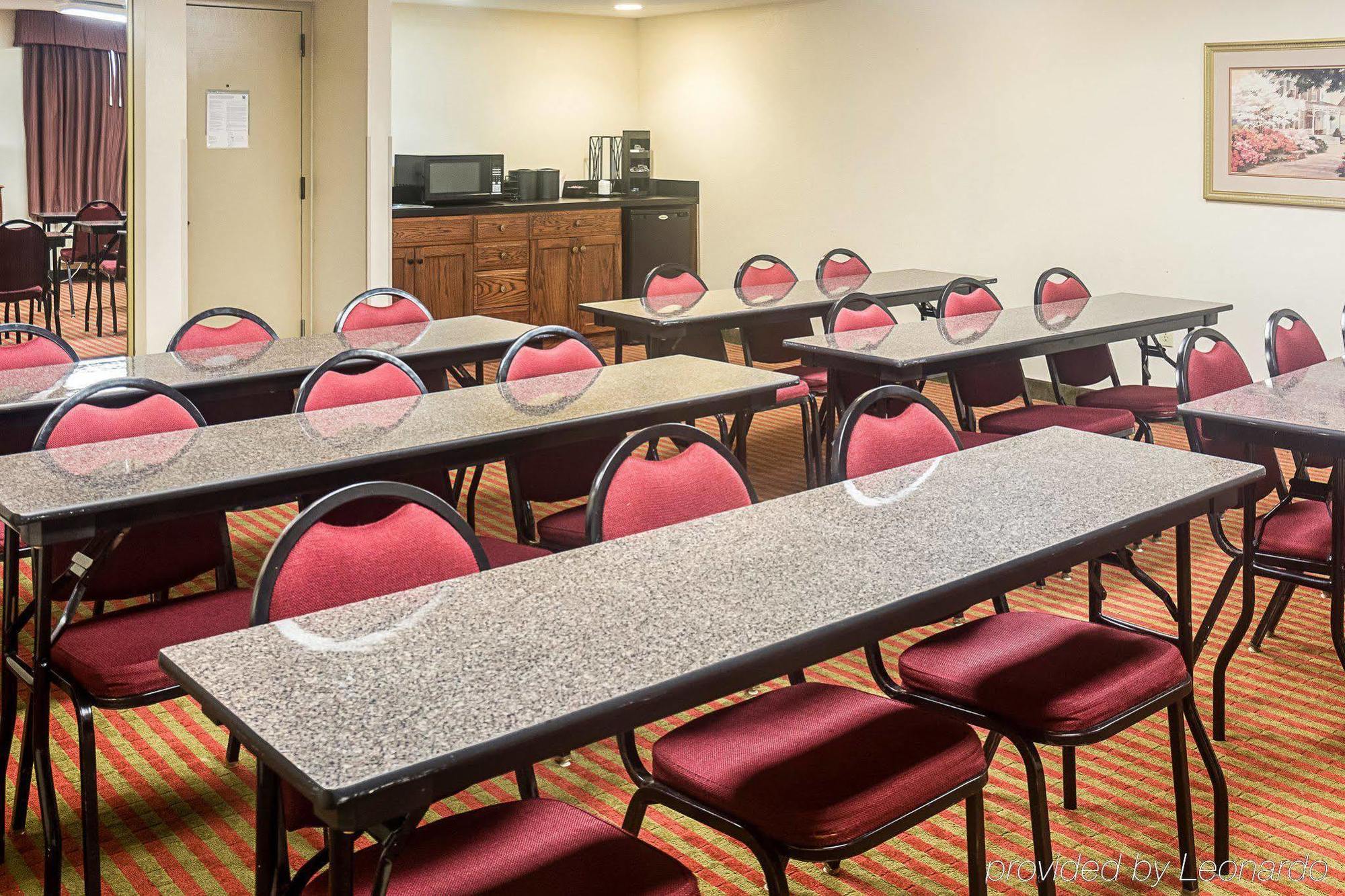 Comfort Inn Newport News - Hampton I-64 Екстериор снимка